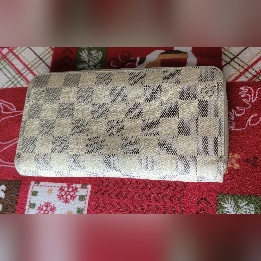 COPY - Louis Vuitton Damier Azur Long Zip Around Organizer Wallet W/O chain